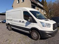 Gebraucht Ford Transit Trend 131 PS (96 kW) 2018 Weiß Van / Kleinbus