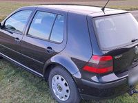 Gebraucht VW Golf IV 75 PS (55 kW) 2001 Schwarz Kleinwagen