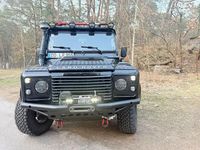 Gebraucht Land Rover Defender 122 PS (89 kW) 2010 Schwarz Kombi