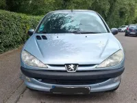 Gebraucht Peugeot 206 Style 75 PS (55 kW) 2001 Grau Limousine