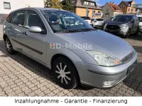 Używany Ford Focus 101 KM (74 kW) 2004 Szary Sedan/Limuzyna