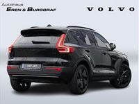 Neu Volvo XC40 Plus 163 PS (119 kW) 2026 Schwarz (onyx black / metallic) SUV