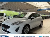 Gebraucht Ford Fiesta Trend 71 PS (52 kW) 2018 Weiss Kleinwagen