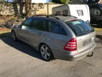 Usata Mercedes C220 150 CV (110 kW) 2004 Argento Station wagon