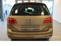 Gebraucht VW Golf VII LOUNGE 110 PS (80 kW) 2015 Pyramid gold (metallic) Limousine