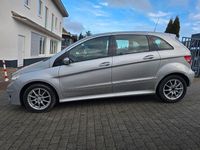 Gebraucht Mercedes B200 136 PS (100 kW) 2006 Silber Van / Kleinbus