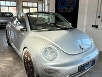 Gebraucht VW New Beetle 102 PS (75 kW) 2004 Silber Kleinwagen