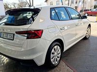 Gebraucht Skoda Fabia Essence 95 PS (69 kW) 2024 Weiß Kleinwagen