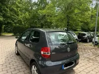 Gebraucht VW Fox 74 PS (54 kW) 2006 Grau Kleinwagen