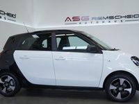 Gebraucht Smart ForFour Electric Drive Passion 41 kW (56 PS) 2020 Weiß Limousine
