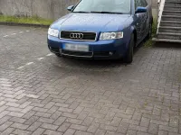 Gebraucht Audi A4 102 PS (75 kW) 2004 Blau Limousine