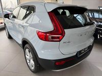 Gebraucht Volvo XC40 Core 163 PS (119 kW) 2024 Cloud blue, solid SUV