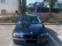 Second-hand BMW 325 193 CP (141 kW) 2001 Albastru Berlinǎ