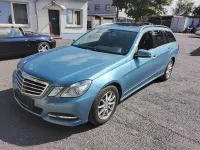 Gebraucht Mercedes E250 Avantgarde 204 PS (150 kW) 2011 Blau Kombi