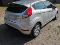 Gebraucht Ford Fiesta Individual 101 PS (74 kW) 2015 Silber Kleinwagen