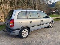 Gebraucht Opel Zafira 101 PS (74 kW) 1999 Silber Van / Kleinbus