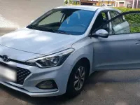 Gebraucht Hyundai i20 Active 84 PS (61 kW) 2019 Grau Kleinwagen
