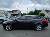 Gebraucht Opel Insignia Innovation 140 PS (102 kW) 2011 Braun Kombi