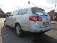 Gebraucht VW Passat Highline 150 PS (110 kW) 2006 Silber Kombi