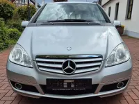 Gebraucht Mercedes A150 95 PS (69 kW) 2009 Silber Van / Kleinbus