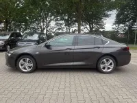 Gebraucht Opel Insignia Elegance 122 PS (89 kW) 2021 Stone brown met (058p) Limousine
