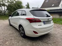 Gebraucht Hyundai i30 110 PS (80 kW) 2016 Weiß Kombi
