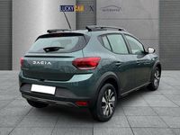Neu Dacia Sandero Expression 91 PS (66 kW) 2025 Zedergrün SUV
