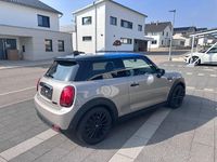 Gebraucht Mini Cooper SE Collection 135 kW (184 PS) 2021 Grau Kleinwagen