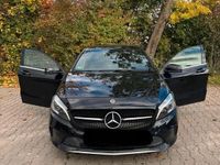 Gebraucht Mercedes A200 136 PS (100 kW) 2017 Schwarz Limousine
