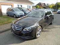 Gebraucht Mercedes E220 Avantgarde 170 PS (125 kW) 2016 Schwarz Limousine