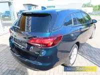 Gebraucht Opel Astra 136 PS (100 kW) 2017 Mi) (gruen Kombi