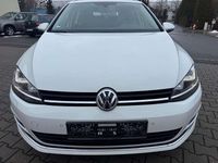 Gebraucht VW Golf VII Highline 150 PS (110 kW) 2016 Pure white Kombi