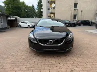 Gebraucht Volvo V40 Kinetic 120 PS (88 kW) 2017 Schwarz Limousine