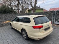 Gebraucht VW Passat 150 PS (110 kW) 2019 Beige Kombi