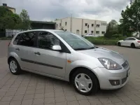 Gebraucht Ford Fiesta Ambiente 69 PS (50 kW) 2006 Silber Kleinwagen