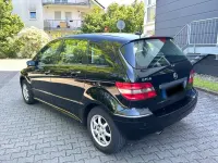 Używany Mercedes B150 95 KM (69 kW) 2007 Czarny Minivan