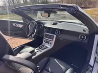 Gebraucht Mercedes SLC200 AMG 184 PS (135 kW) 2016 Weiß Cabrio