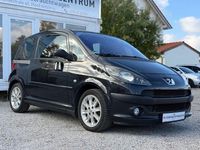 Gebraucht Peugeot 1007 Tendance 68 PS (50 kW) 2007 Schwarz Van / Kleinbus