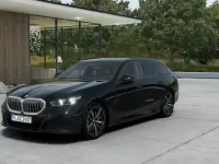 Gebraucht BMW 540 M Sport 303 PS (222 kW) 2026 Black sapphire (schwarz) Kombi