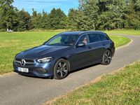 Gebraucht Mercedes C300 258 PS (189 kW) 2023 Blau Limousine
