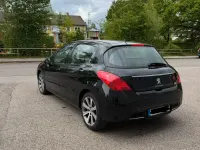 Gebraucht Peugeot 308 120 PS (88 kW) 2011 Schwarz Limousine