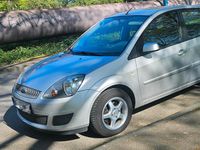 Gebraucht Ford Fiesta 60 PS (44 kW) 2008 Grau Kleinwagen