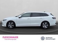 Gebraucht VW Passat Elegance 150 PS (110 kW) 2025 Weiss Kombi