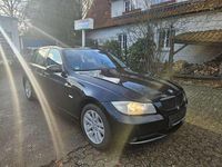 Gebraucht BMW 320 150 PS (110 kW) 2006 Black sapphire metallic Limousine