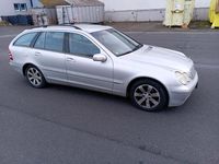 Second-hand Mercedes C200 163 CP (119 kW) 2004 Argintiu Break