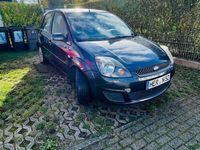 gebraucht Ford Fiesta 1.3 | 5 Türer | TÜV 08/25