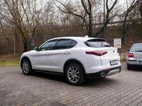 Gebraucht Alfa Romeo Stelvio 209 PS (153 kW) 2018 Weiß SUV