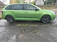 Gebraucht Skoda Rapid Style 105 PS (77 kW) 2014 Grün Kleinwagen