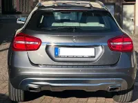 Gebraucht Mercedes GLA180 122 PS (89 kW) 2016 Grau SUV