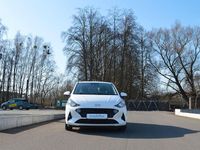 Gebraucht Hyundai i10 Select 67 PS (49 kW) 2020 Weiß Kleinwagen